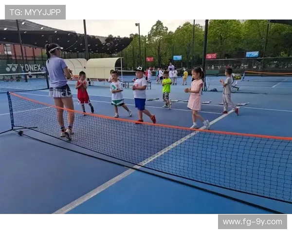 利用跳板辅助训练提升青少年足球控球与协调能力的综合实践探索研究 利用跳板辅助训练提升青少年足球控球与协调能力的综合实践探索研究